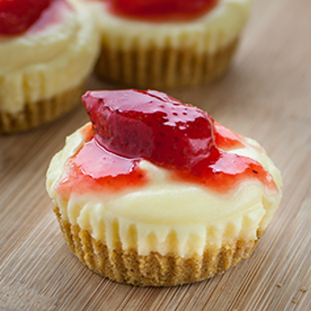 Mini Strawberry Cheesecakes